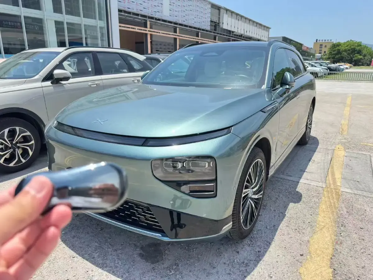 2022 Xpeng G9 BEV 78.2KWH