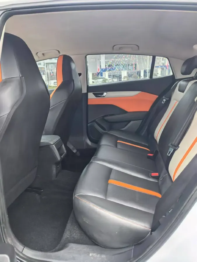 2023 DongFeng Aeolus YiXuan 1.5L 125HP L4 6DCT,autocango,china used car exporter,china ev exporter,chinese used car exporter,chinese used ev exporter