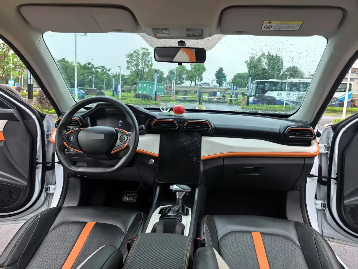 2023 DongFeng Aeolus YiXuan 1.5L 125HP L4 6DCT,autocango,china used car exporter,china ev exporter,chinese used car exporter,chinese used ev exporter