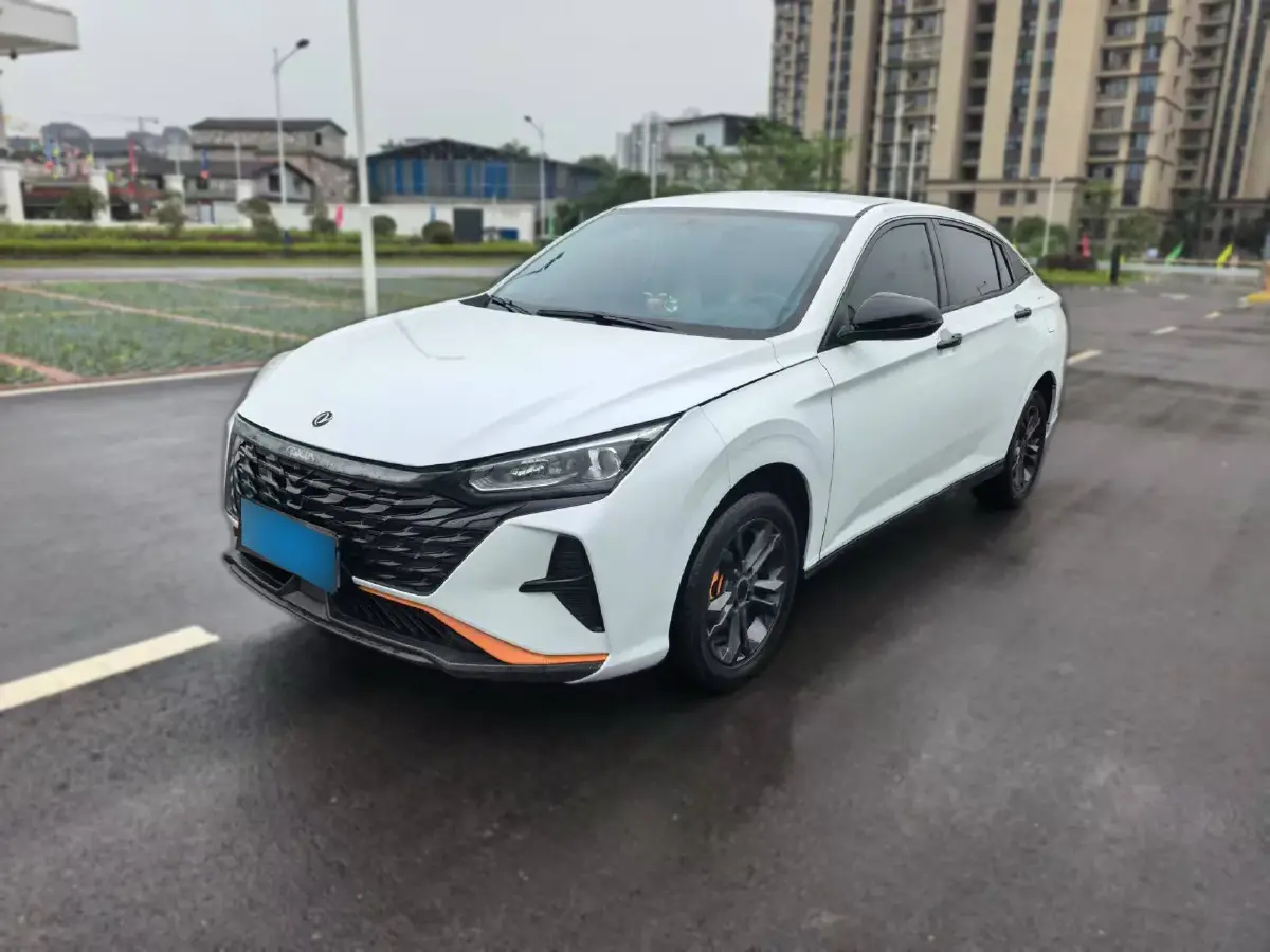 2023 DongFeng Aeolus YiXuan 1.5L 125HP L4 6DCT