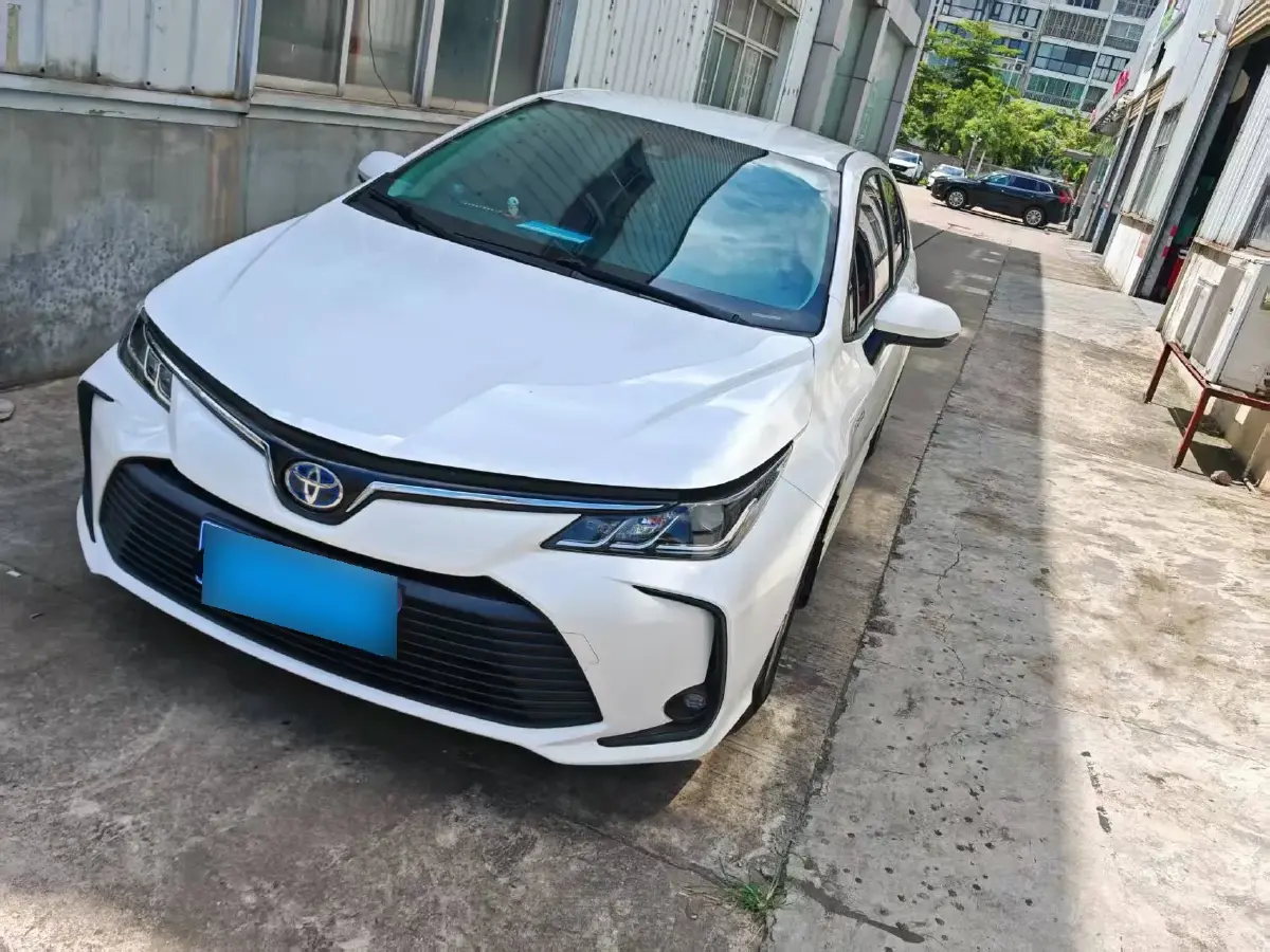 2022 Toyota Corolla 1.8L 98HP L4 E-CVT Hybrid