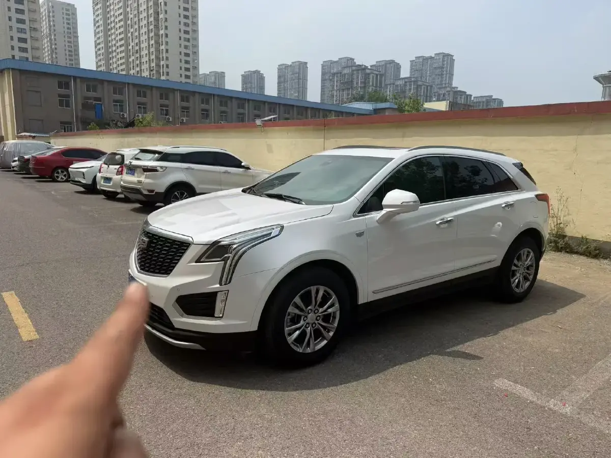 2021 Cadillac XT5 2.0T 237HP L4 9AT
