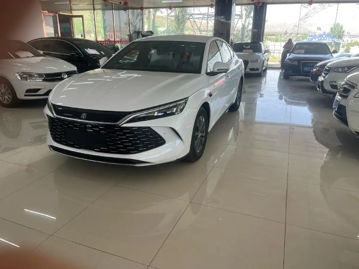 2025 BYD QinL 1.5L 101HP L4 E-CVT PHEV 10.08KWH