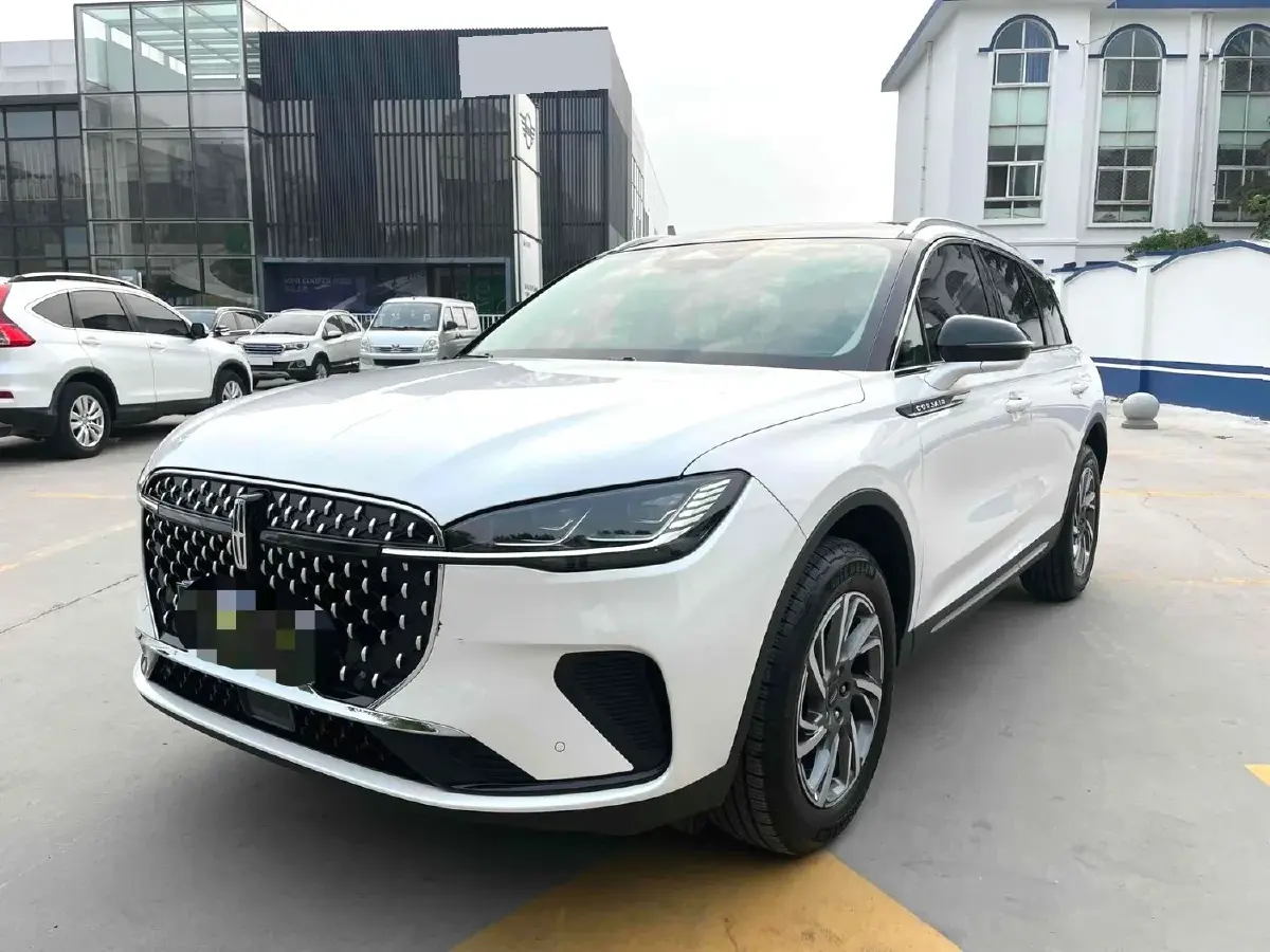 2023 Lincoln Corsair 2.0T 261HP L4 8AT