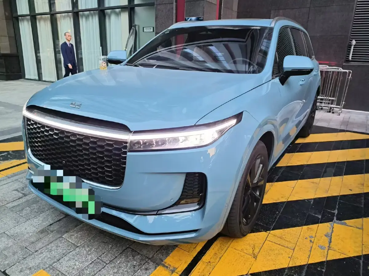 2021 Li ONE Range Extended 131HP REEV 40.5KWH