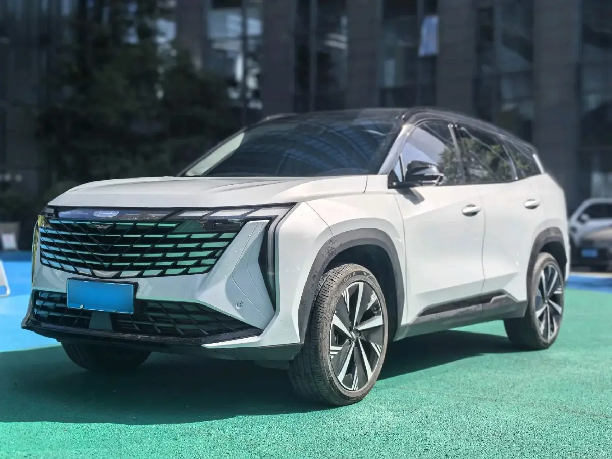 2024 Geely StarRay 1.5T 181HP L4 7DCT