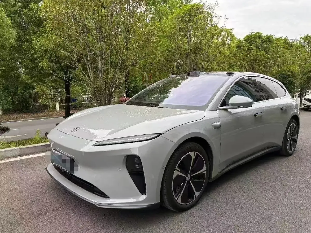 2024 NIO ET5T BEV 75KWH