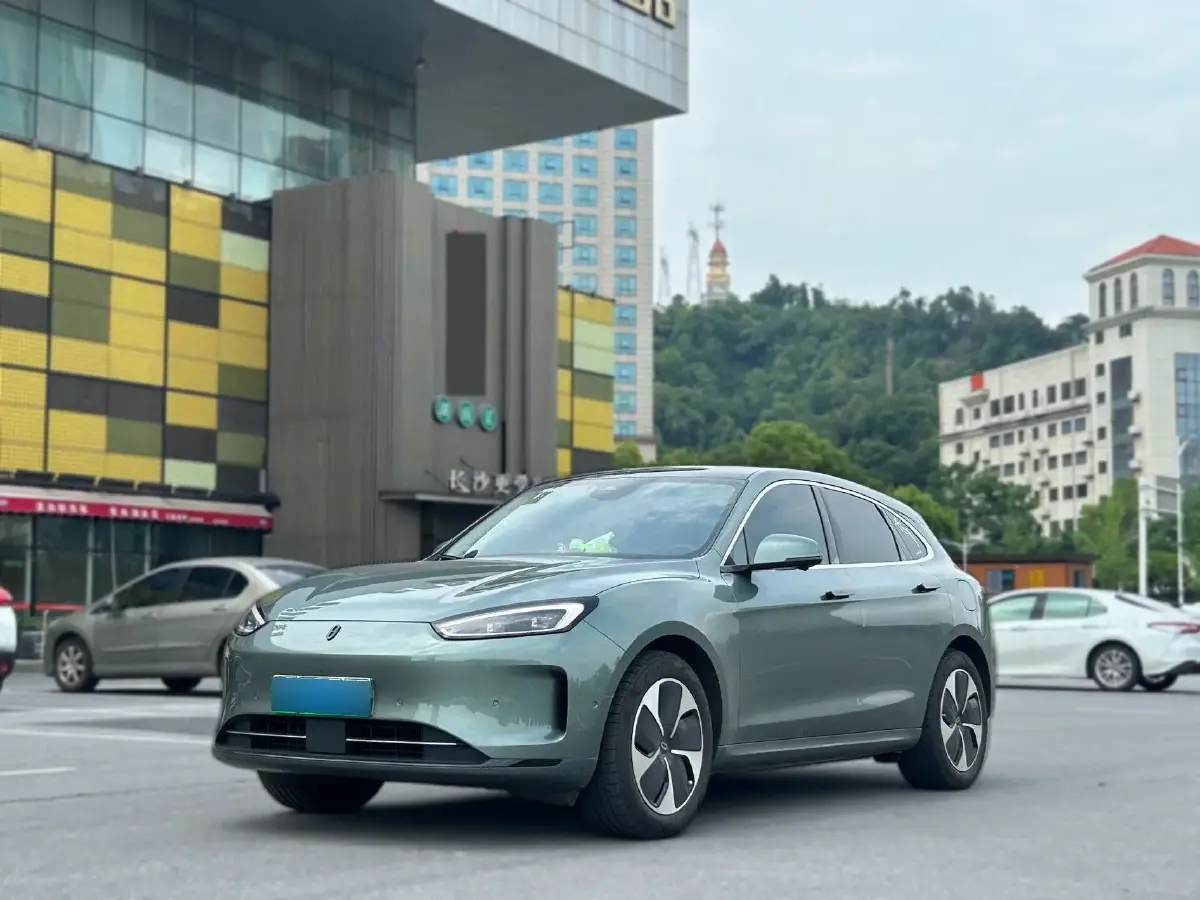 2022 HIMA AITO M5 Range Extended 125HP REEV 40KWH