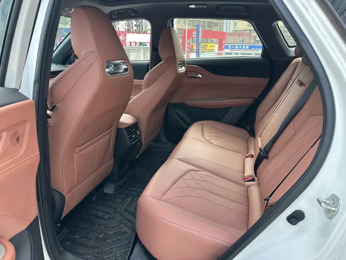 2024 ChangAn UNI-Z 1.5L 98HP L4 E-CVT PHEV 18.4KWH,autocango,china used car exporter,china ev exporter,chinese used car exporter,chinese used ev exporter