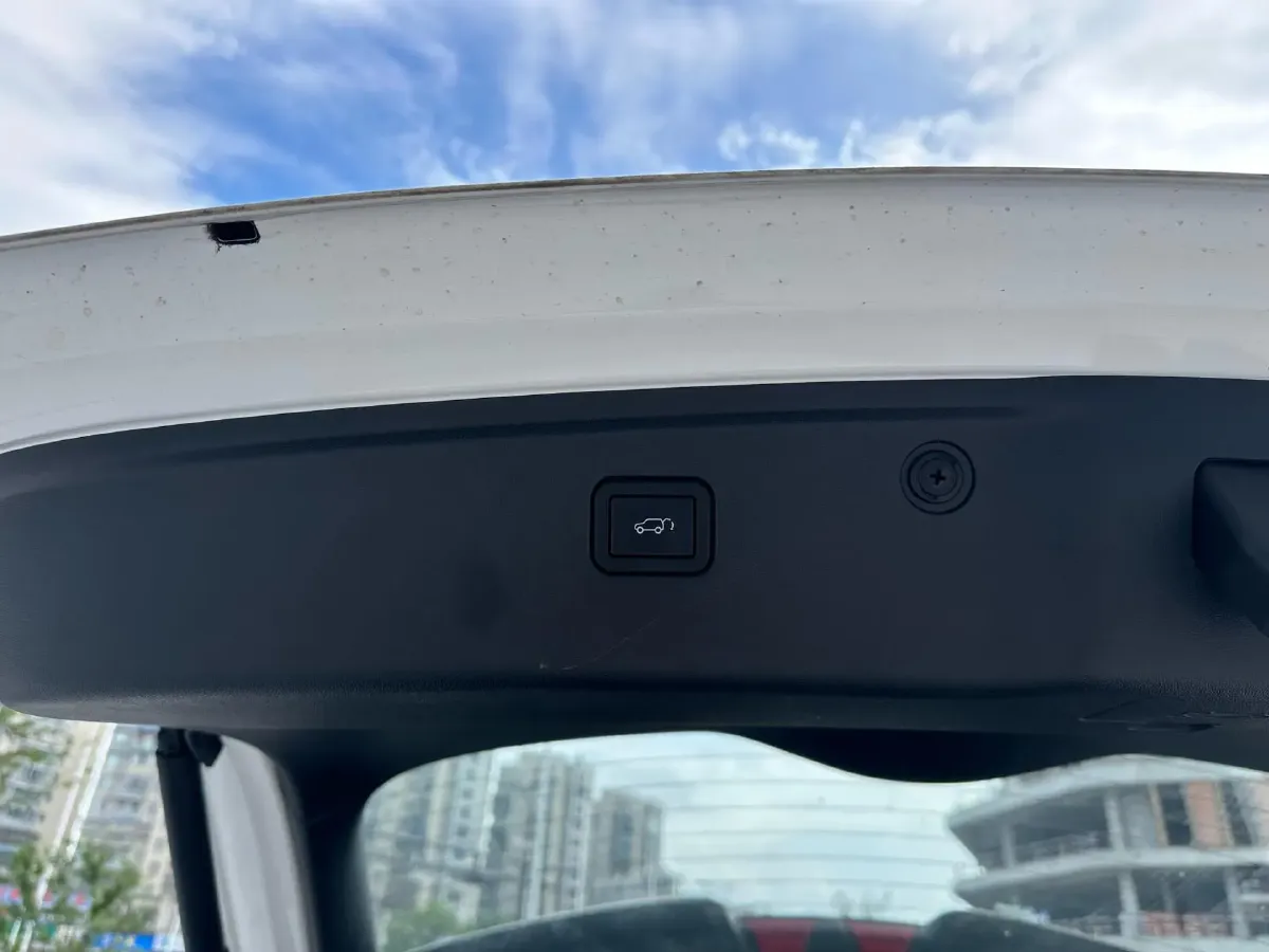 2024 ChangAn UNI-Z 1.5L 98HP L4 E-CVT PHEV 18.4KWH,autocango,china used car exporter,china ev exporter,chinese used car exporter,chinese used ev exporter