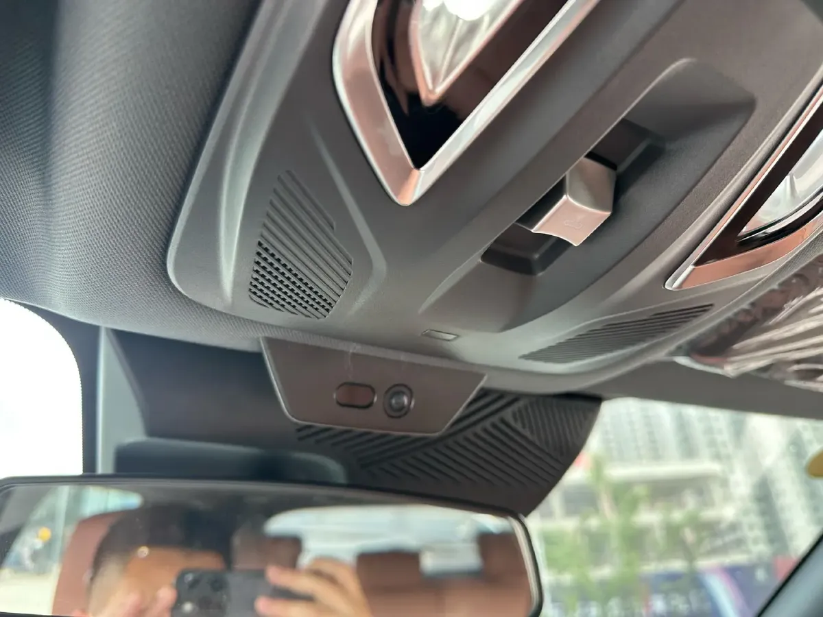 2024 ChangAn UNI-Z 1.5L 98HP L4 E-CVT PHEV 18.4KWH,autocango,china used car exporter,china ev exporter,chinese used car exporter,chinese used ev exporter