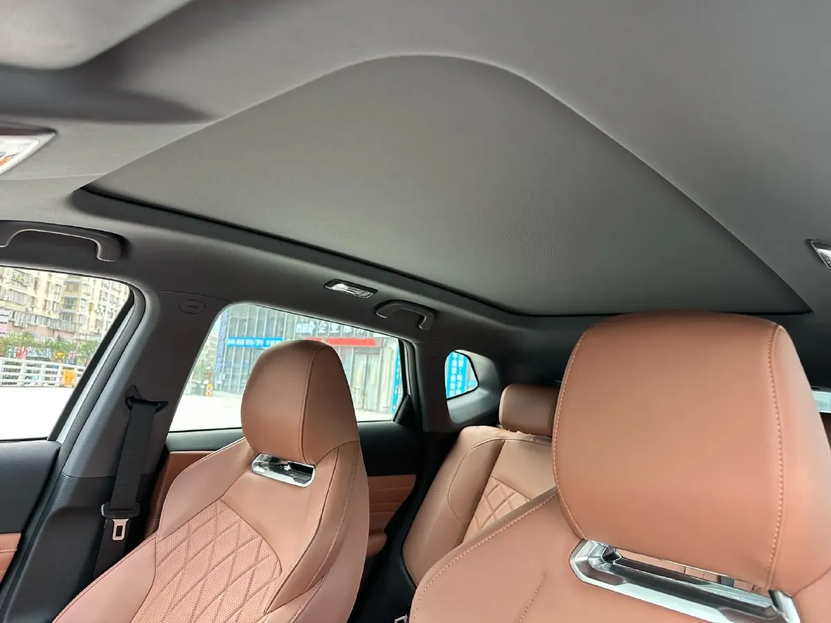 2024 ChangAn UNI-Z 1.5L 98HP L4 E-CVT PHEV 18.4KWH,autocango,china used car exporter,china ev exporter,chinese used car exporter,chinese used ev exporter