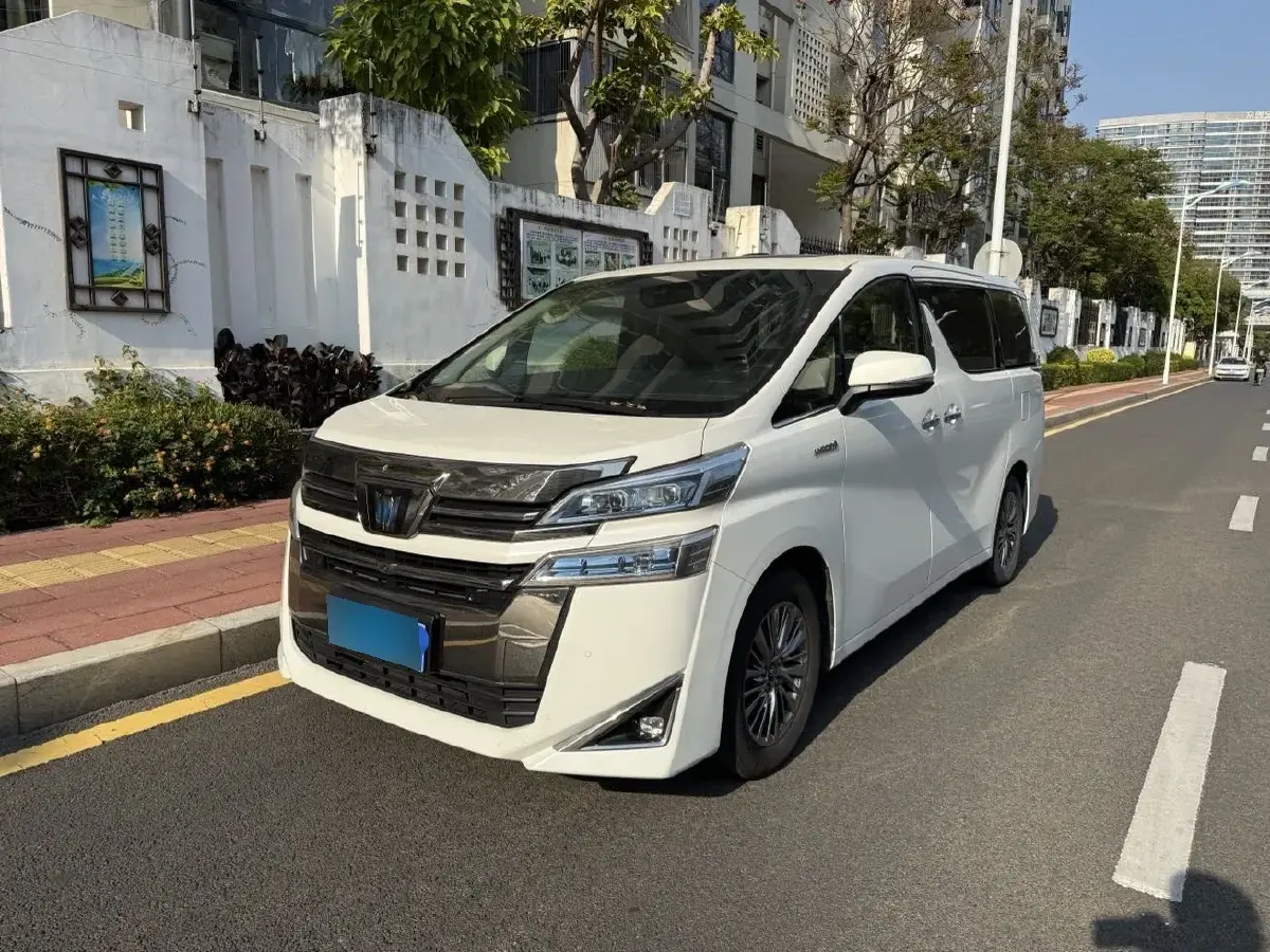 2021 Toyota Vellfire 2.5L 117HP L4 E-CVT Hybrid
