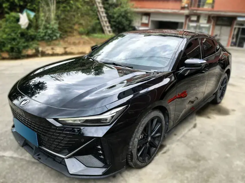 2023 ChangAn UNI-V 1.5T 188HP L4 7DCT