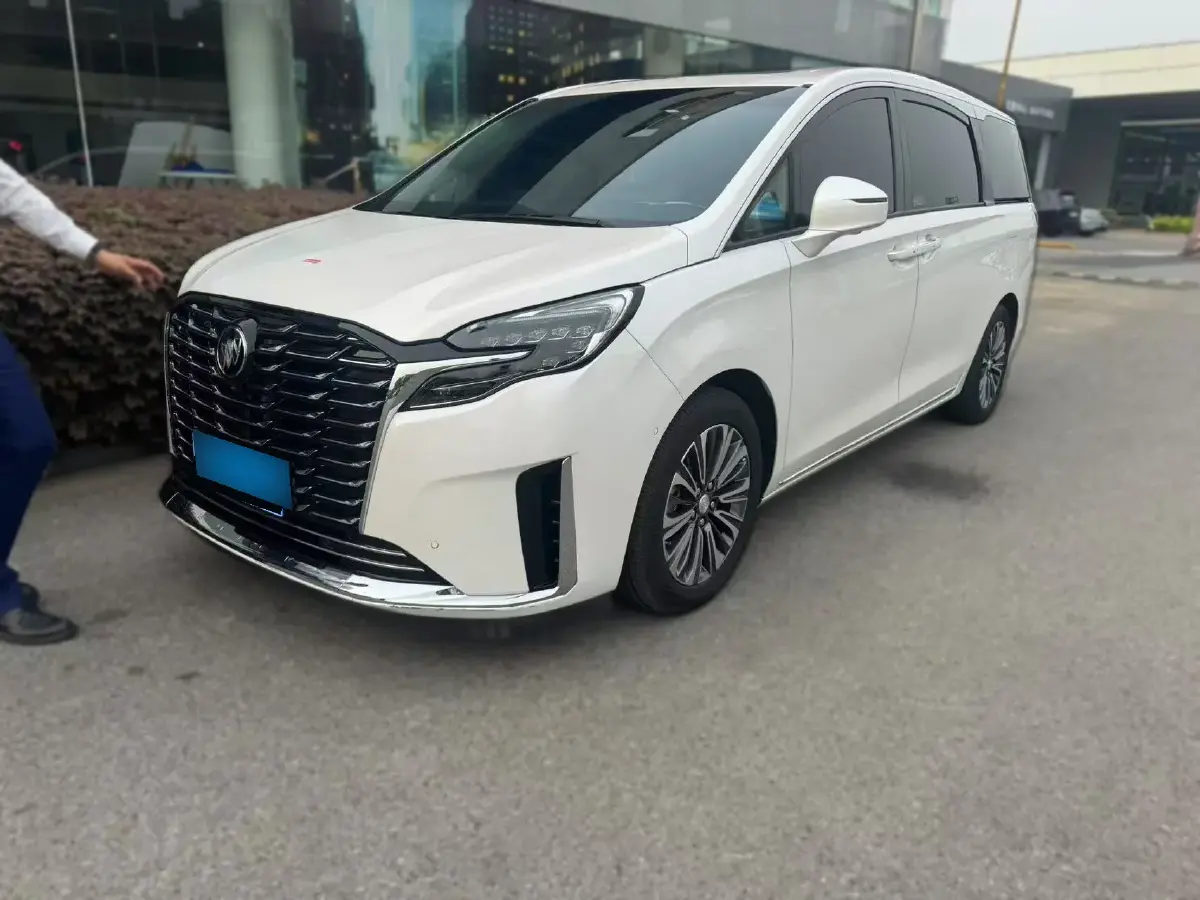 2023 Buick GL8 2.0T 237HP L4 9AT