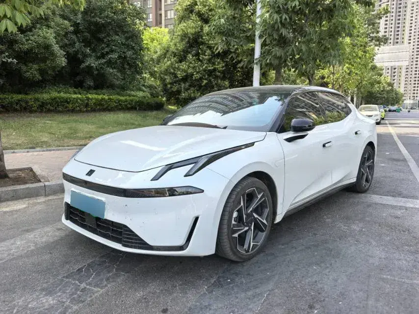 2024 LYNK&CO 07 EM-P 1.5T 163HP L4 3DHT PHEV 18.99KWH