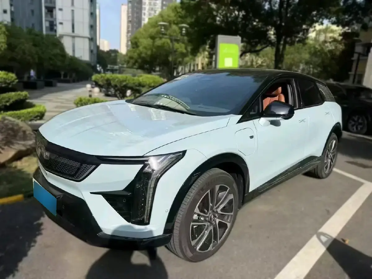 2024 Cadillac OPTIQ BEV 79.7KWH