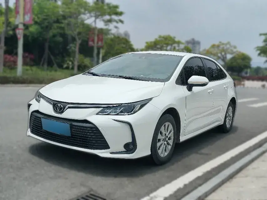 2021 Toyota Corolla 1.2T 116HP L4 CVT 2021 Toyota Corolla 1.2T 116HP L4 CVT