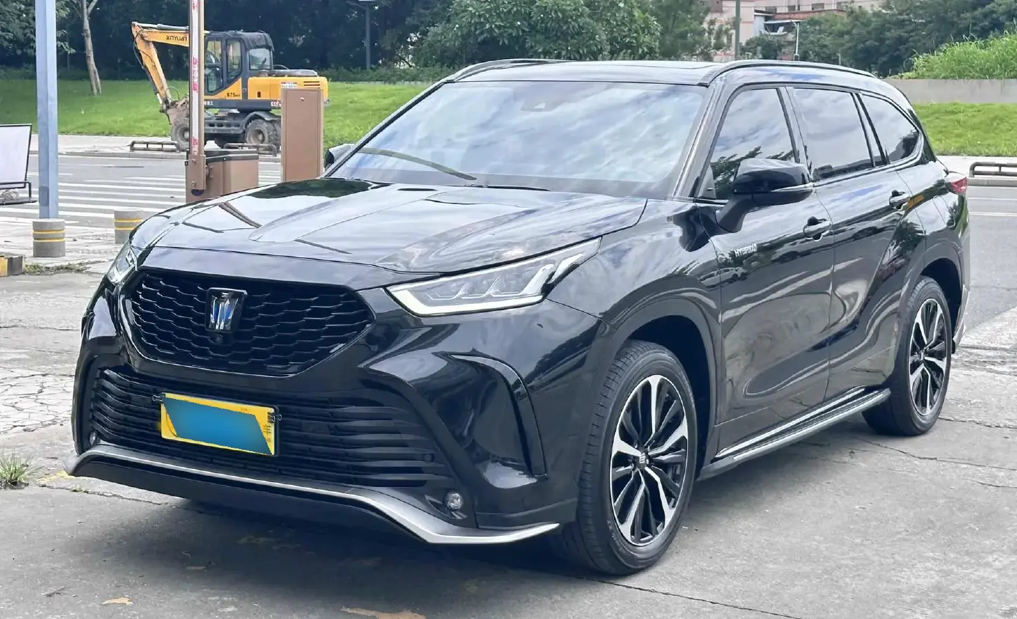 2023 Toyota Crown Kluger 2.5L 189HP L4 E-CVT Hybrid