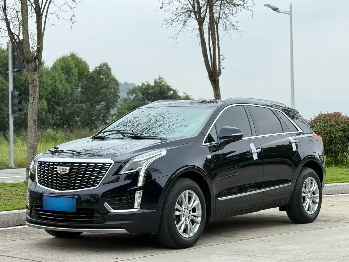 2022 Cadillac XT5 2.0T 237HP L4 9AT