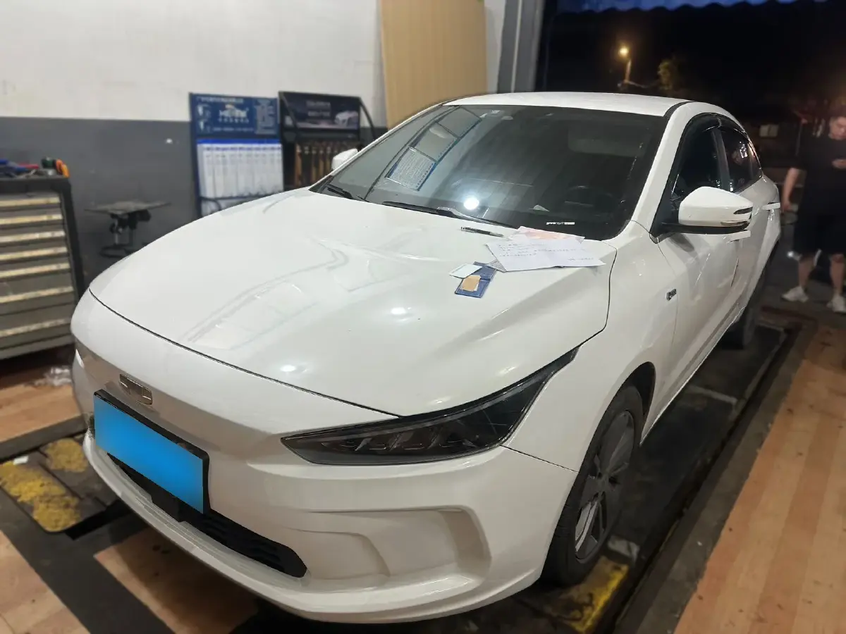 2022 Geometry A BEV 53KWH