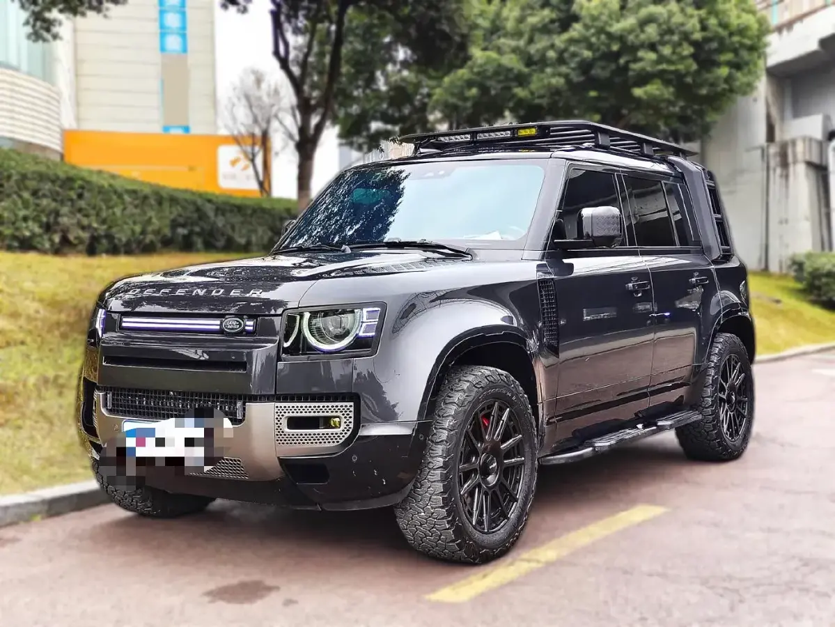 2023 Land Rover Defender 3.0T 400HP L6 8AT