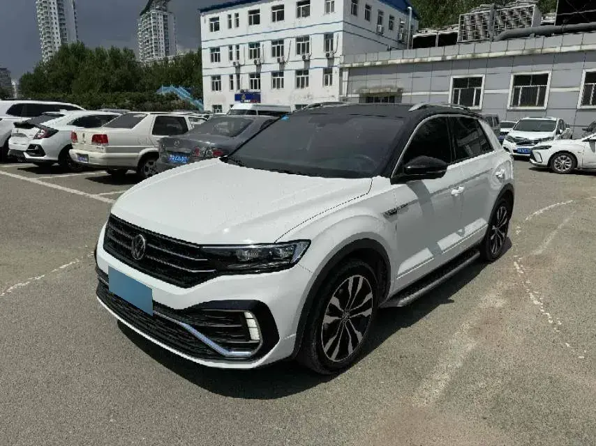 2022 Volkswagen T-Roc 1.4T 150HP L4 7DCT