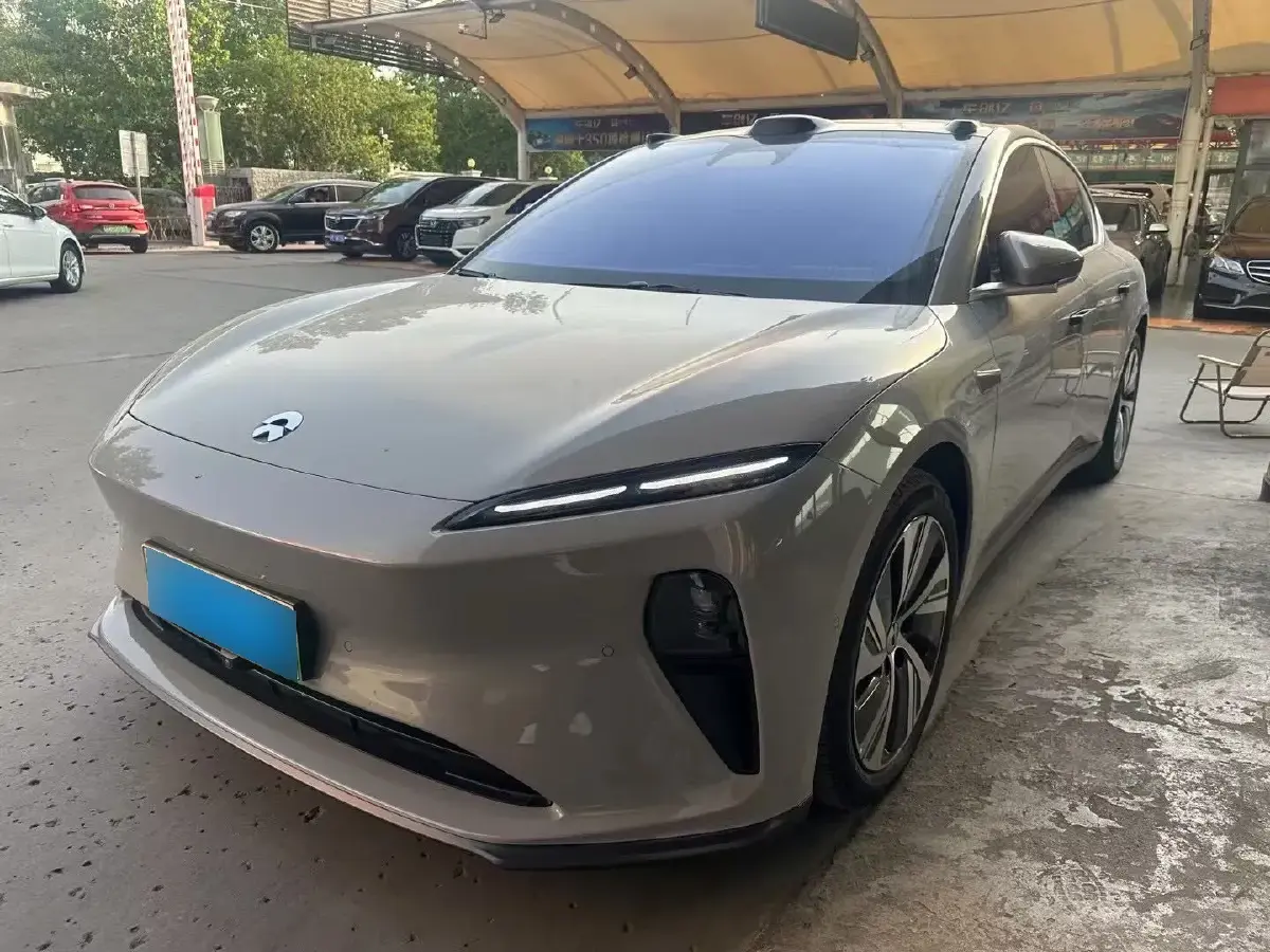 2024 NIO ET5 BEV 75KWH