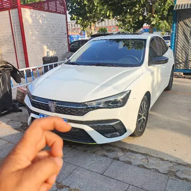 2021 Roewe i5 1.5L 120HP L4 CVT