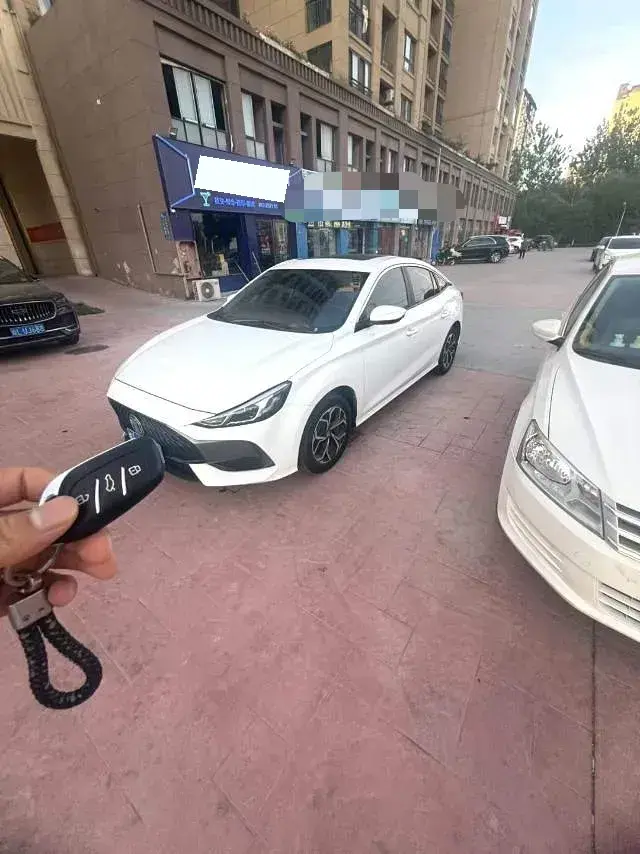 2023 MG 5 1.5L 129HP L4 CVT