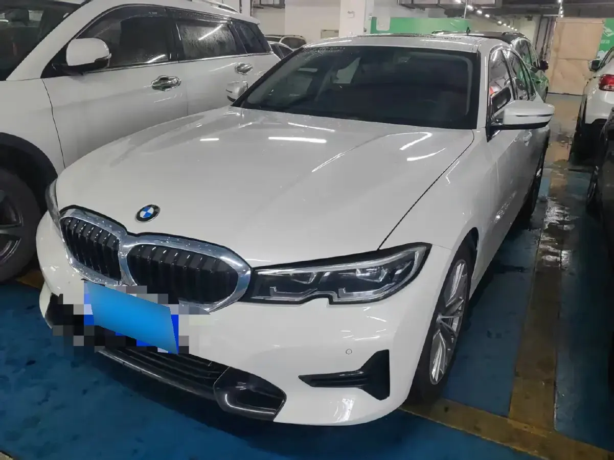 2022 BMW 3 Series 2.0T 156HP L4 8AT