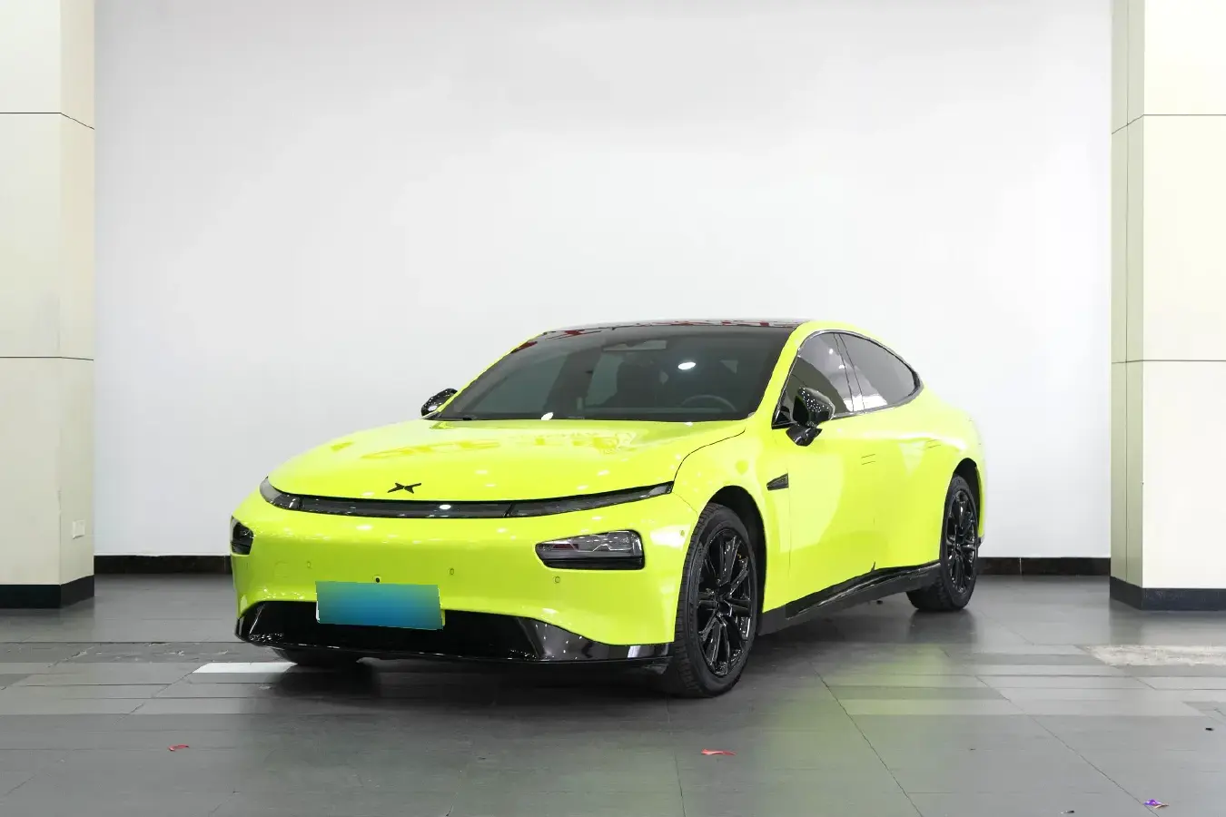 2022 Xpeng P7 BEV 83.1KWH