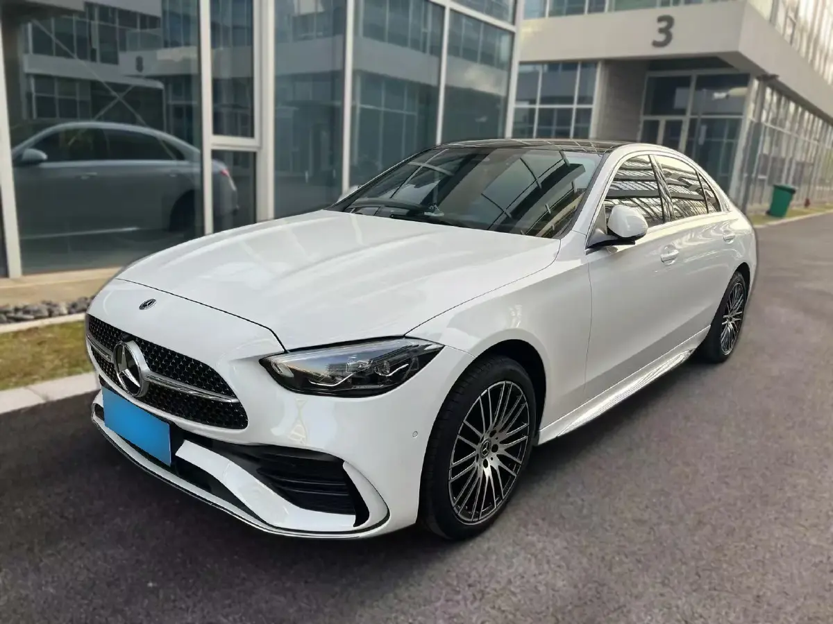 2025 Mercedes-Benz C Class 1.5T 204HP L4 9AT