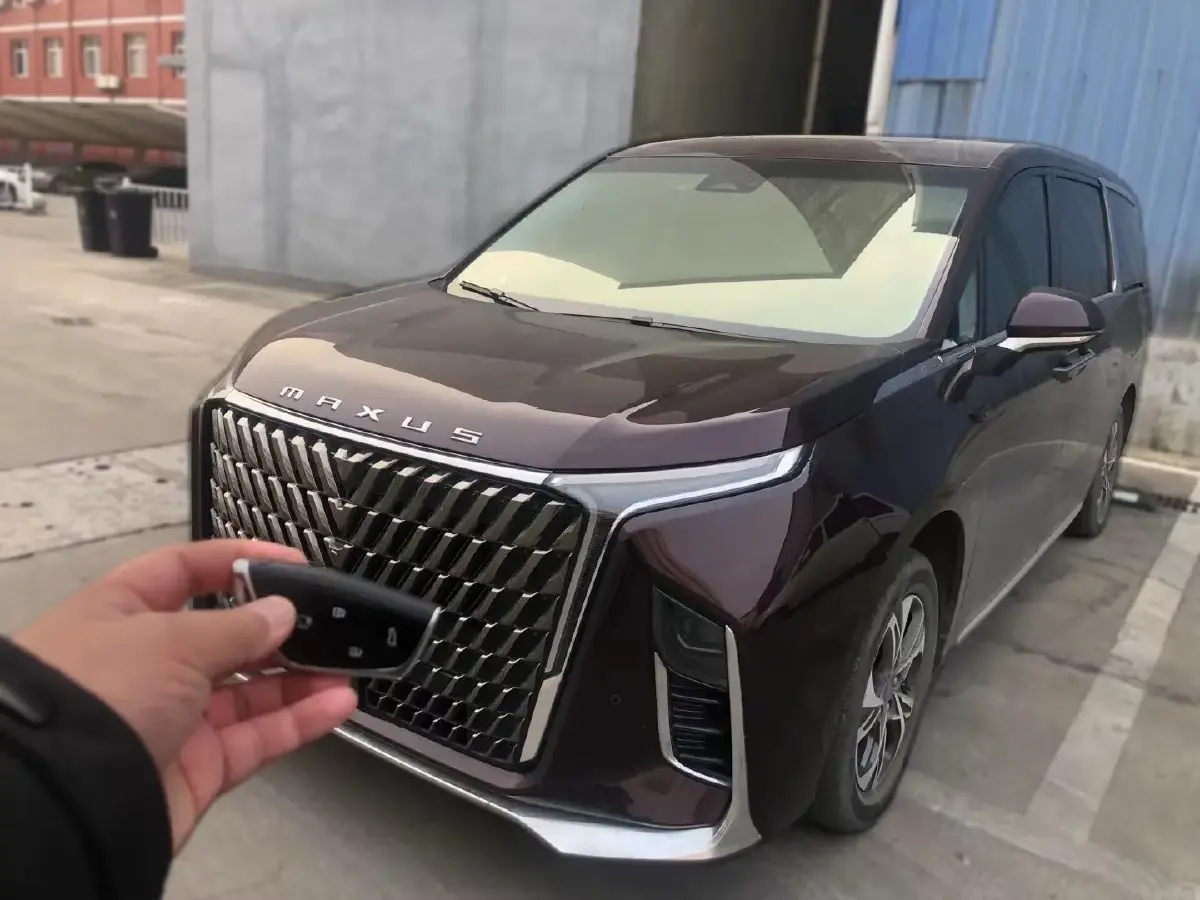 2022 MAXUS G90 2.0T 234HP L4 8AT