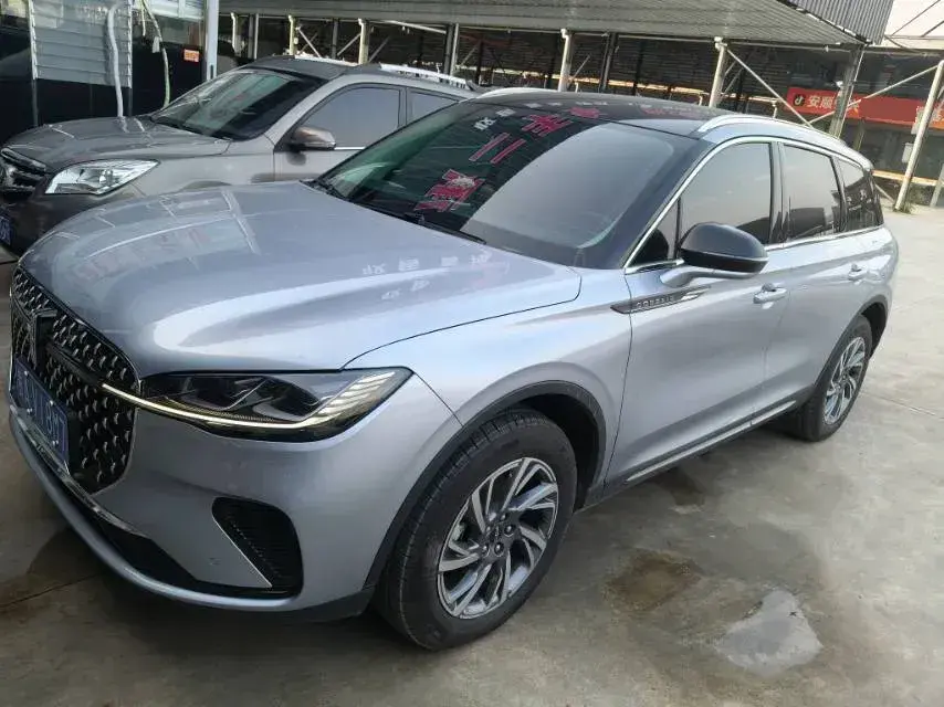 2023 Lincoln Corsair 2.0T 261HP L4 8AT