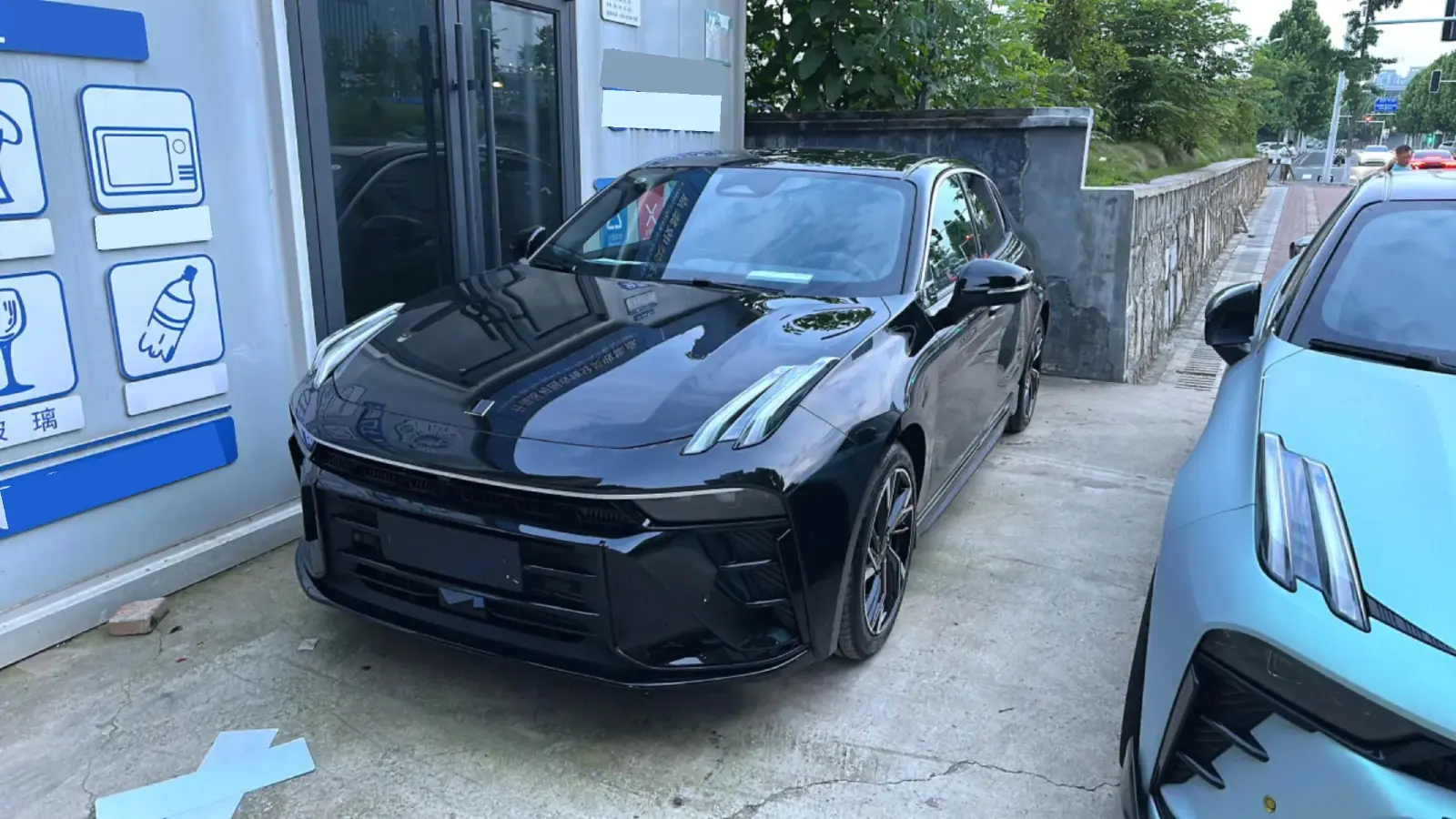 2025 LYNK&CO 03 1.5T 181HP L4 7DCT