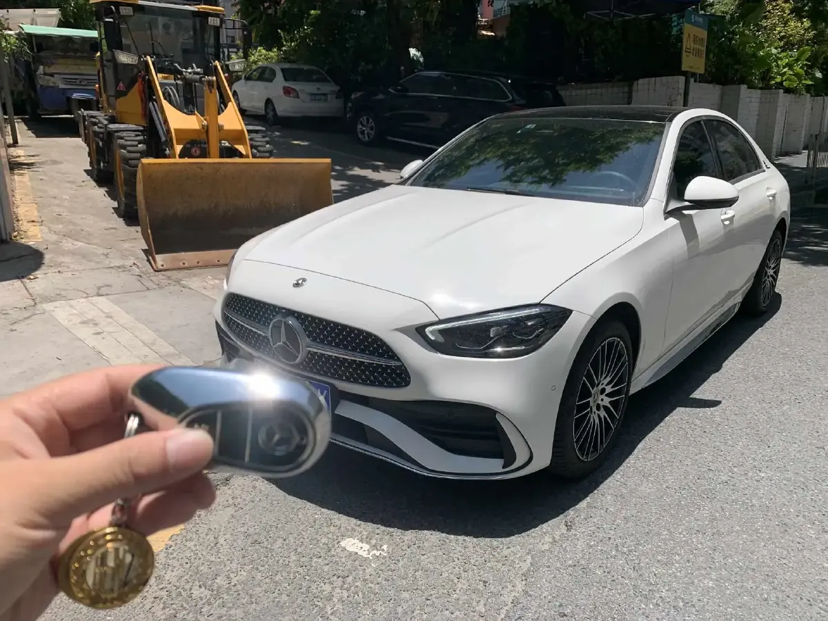 2025 Mercedes-Benz C Class 1.5T 204HP L4 9AT