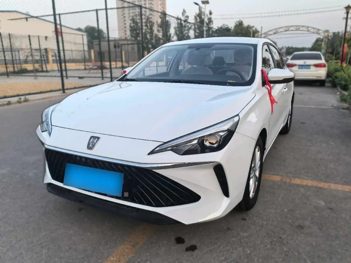 2023 Roewe i5 1.5L 129HP L4 5MT