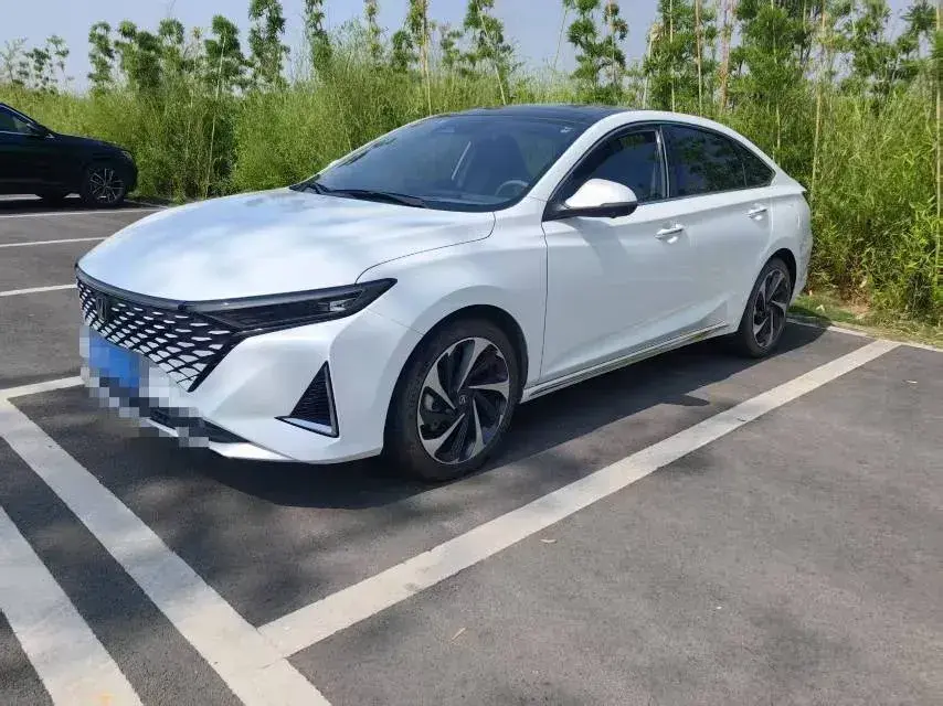 2023 ChangAn Raeton Plus 1.5T 188HP L4 7DCT