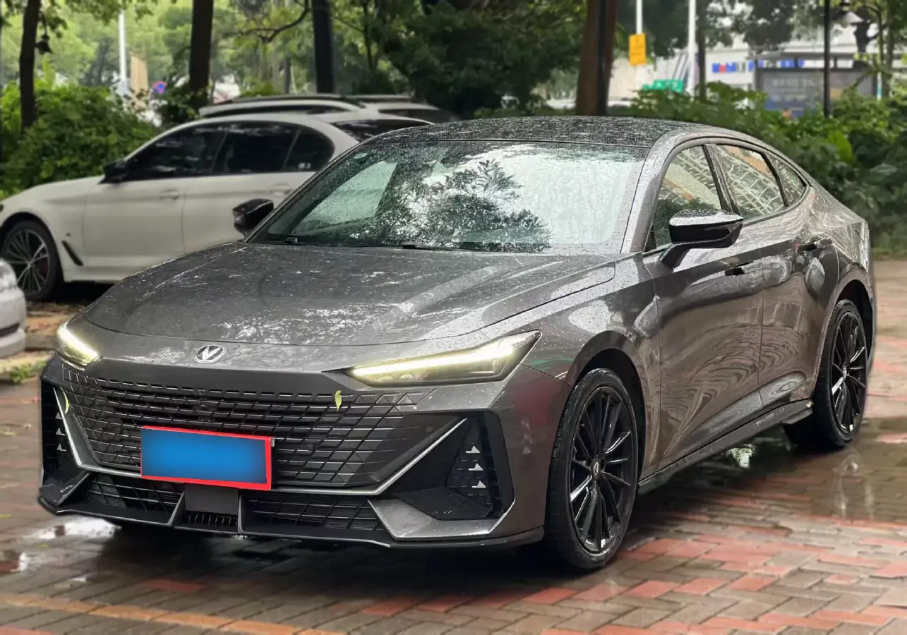 2022 ChangAn UNI-V 1.5T 188HP L4 7DCT