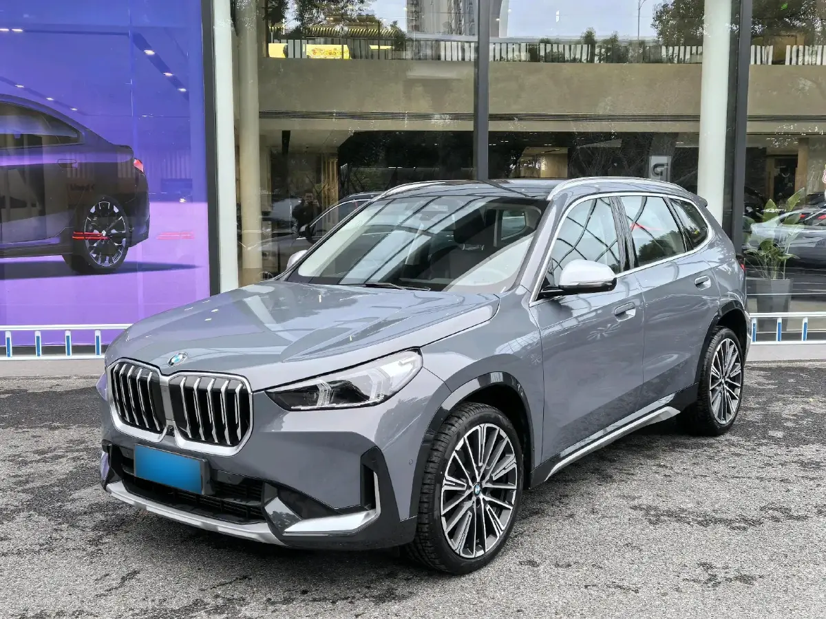 2023 BMW X1 2.0T 204HP L4 7DCT