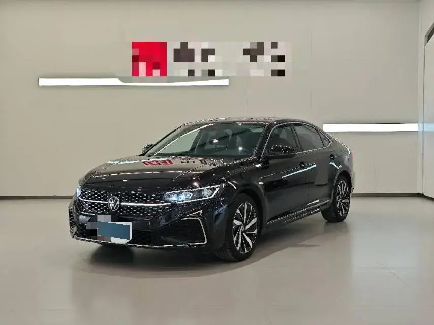 2022 Volkswagen Passat 2.0T 186HP L4 7DCT