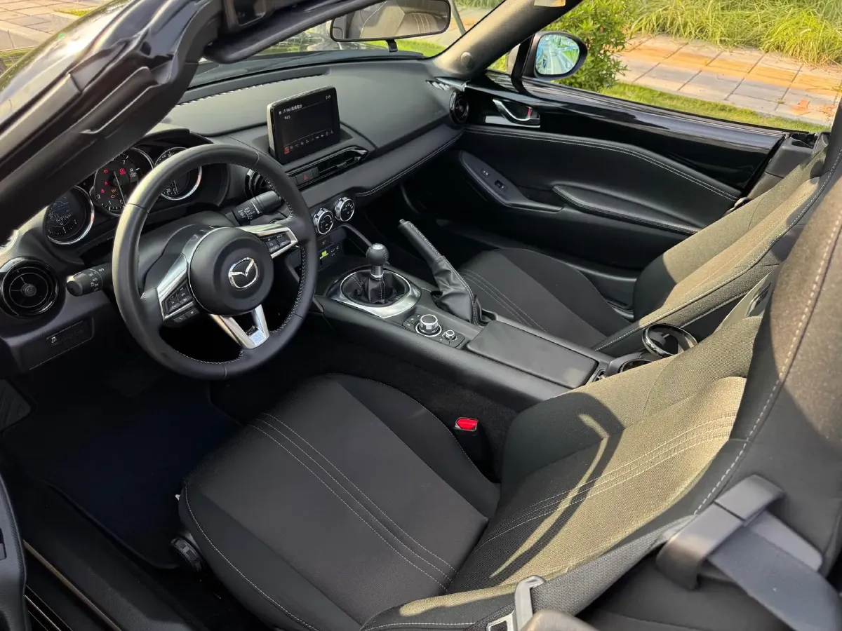 2023 BMW 3.0T 333HP L6 8AT,autocango,china used car exporter,china ev exporter,chinese used car exporter,chinese used ev exporter