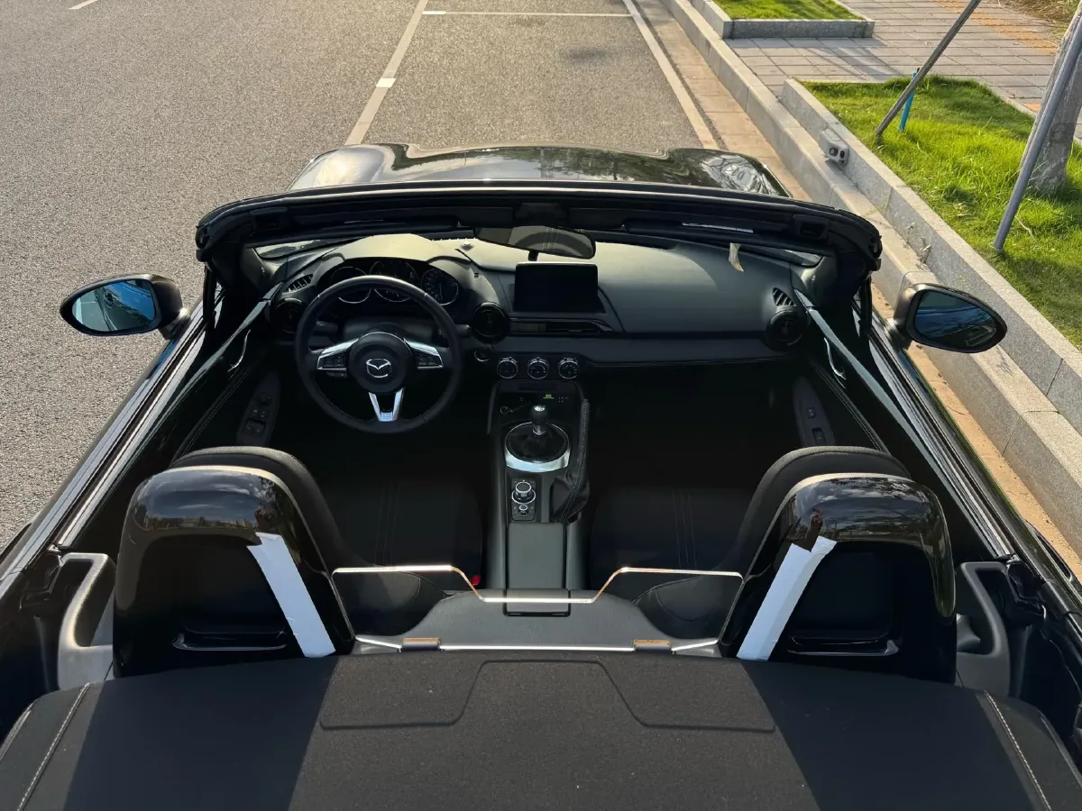 2023 BMW 3.0T 333HP L6 8AT,autocango,china used car exporter,china ev exporter,chinese used car exporter,chinese used ev exporter