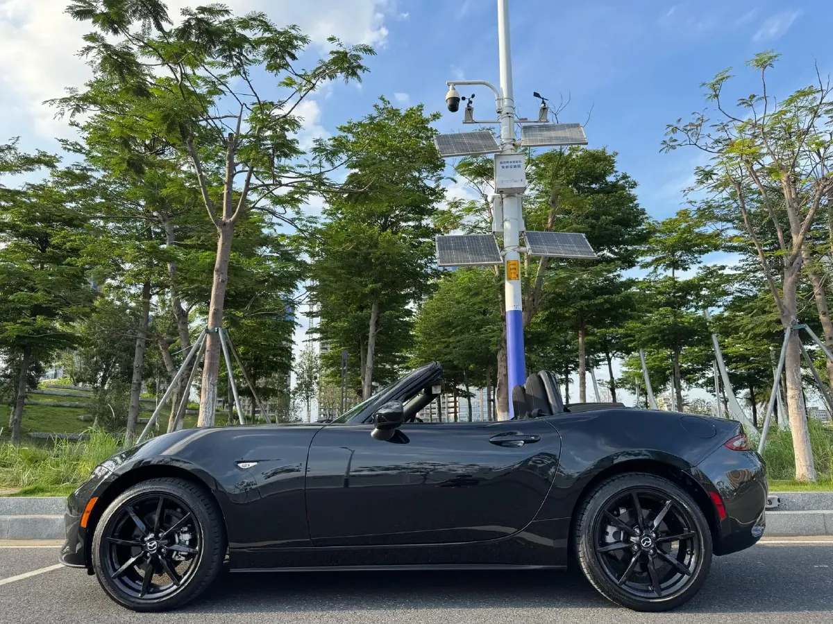 2023 BMW 3.0T 333HP L6 8AT,autocango,china used car exporter,china ev exporter,chinese used car exporter,chinese used ev exporter