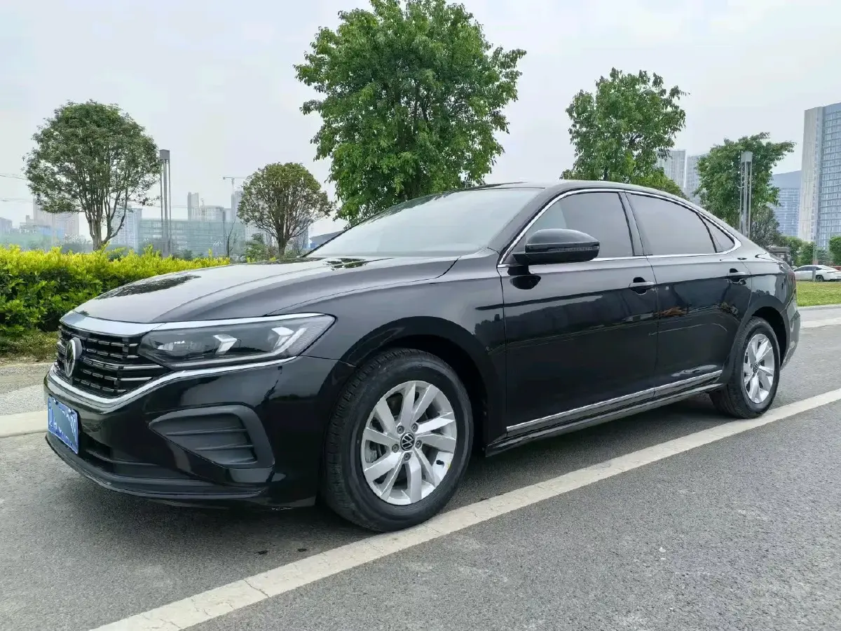 2022 Volkswagen Passat 1.4T 150HP L4 7DCT