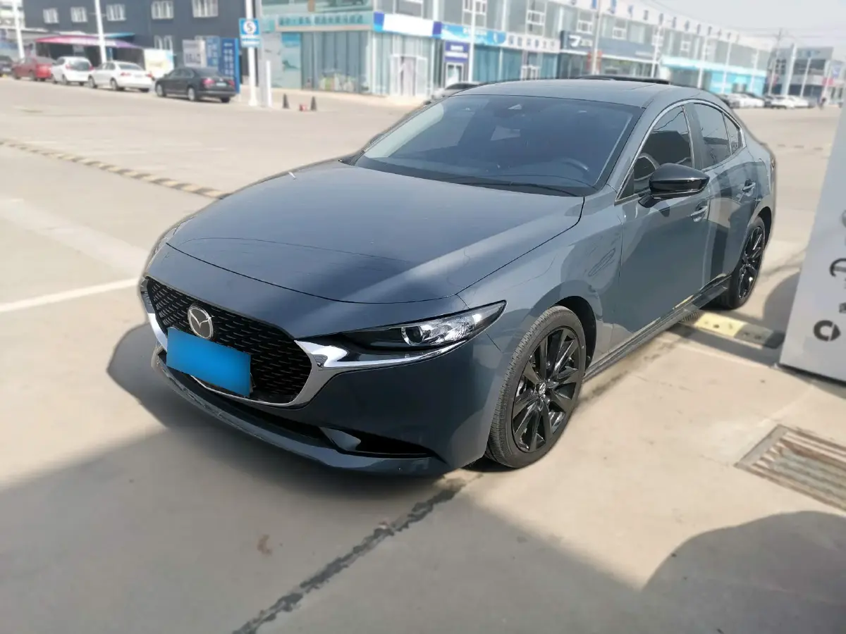 2022 Mazda 3 Axela 2.0L 158HP L4 6AT