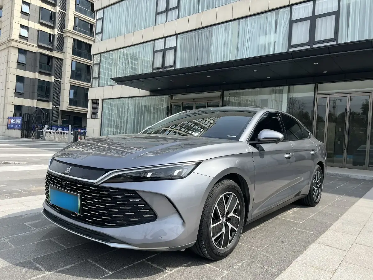 2024 BYD QinL 1.5L 101HP L4 E-CVT PHEV 15.87KWH