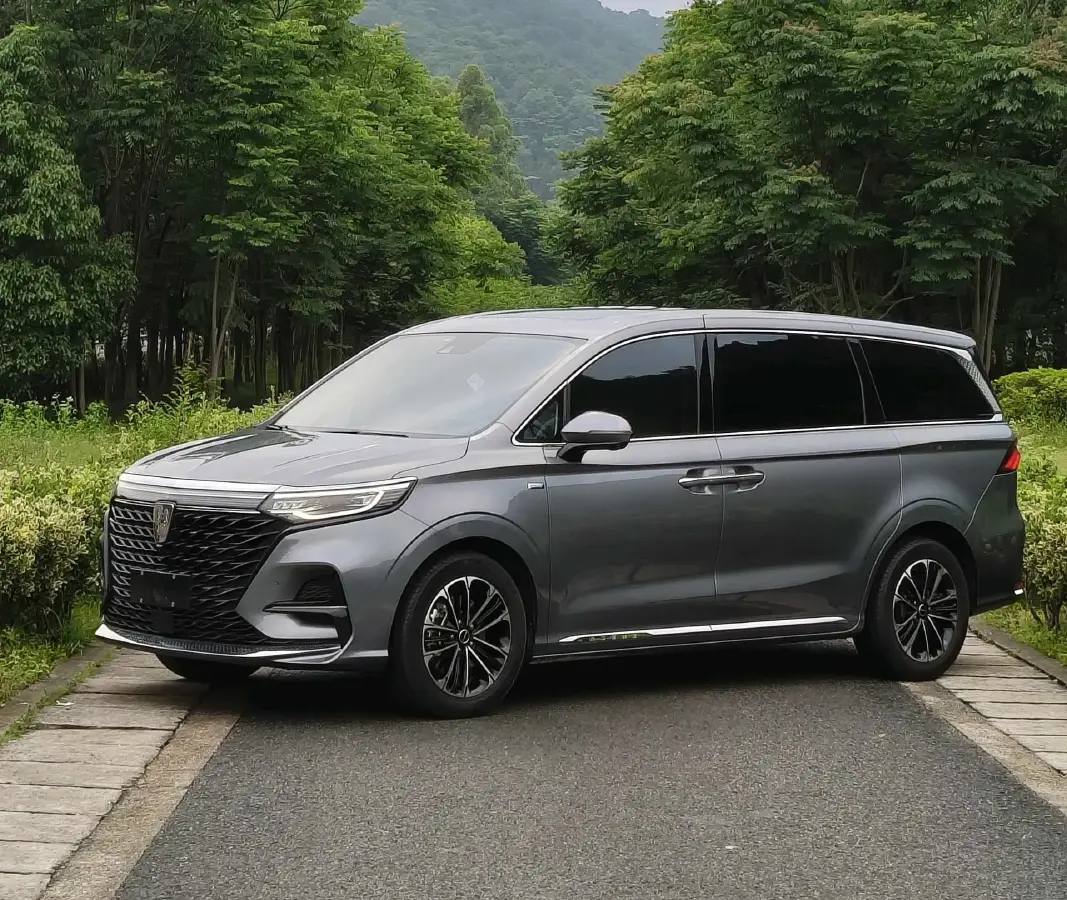 2022 Roewe iMAX8 2.0T 234HP L4 8AT