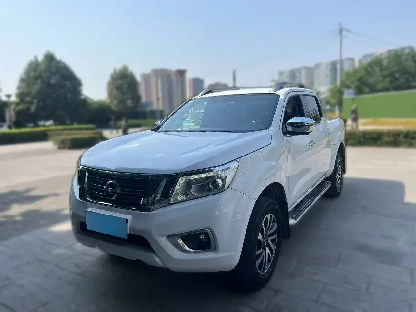 2021 Nissan Navara 2.5L 190HP L4 7AT